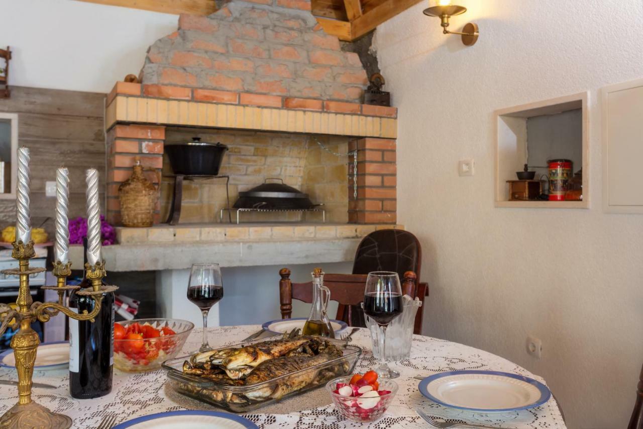 Villa Aras Wind Rose à Supetar Extérieur photo