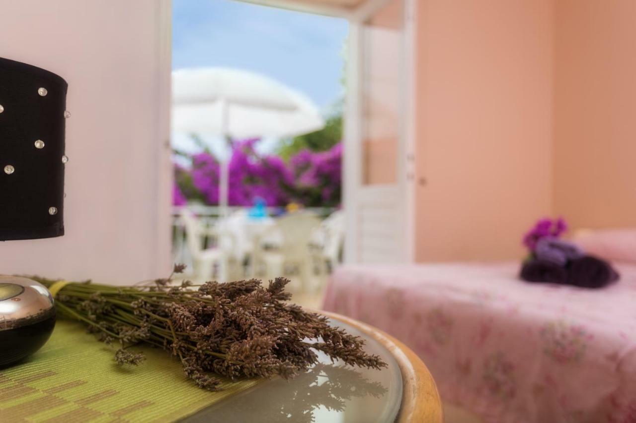 Villa Aras Wind Rose à Supetar Extérieur photo